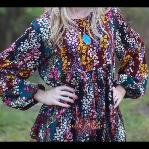 Floral Tunic - Picture 2 of 2